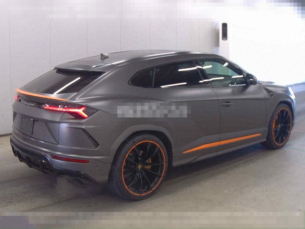 Lamborghini URUS 2022 - Image 6