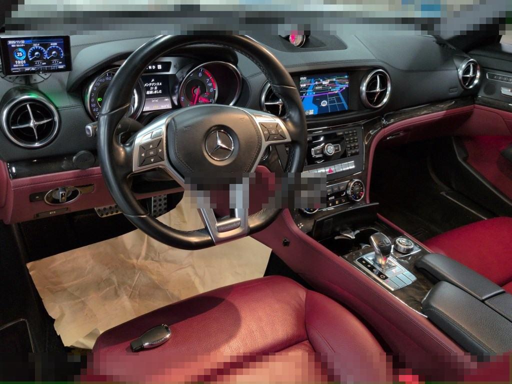 Mercedes-Benz SL OP 2012 - Image 4