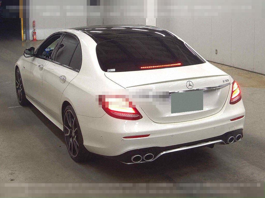 MERCEDES AMG E-CLASS 2019 - Image 3