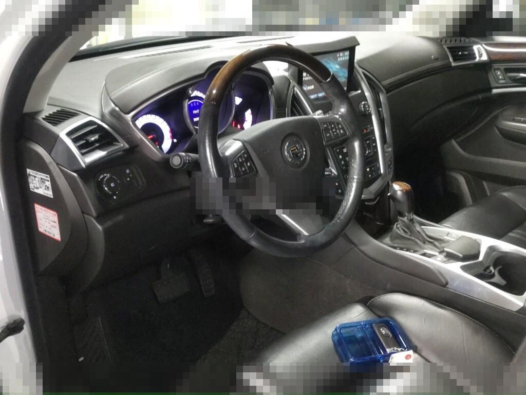 Cadillac SRX CROSSOVER 2012 - Image 4