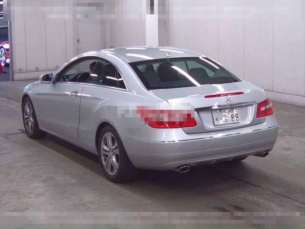 Mercedes-Benz E-Class 2009 - Image 3