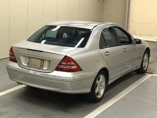 Mercedes-Benz C-Class 2000 - Image 5