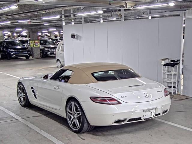 Mercedes-Benz AMG 2012 - Image 6