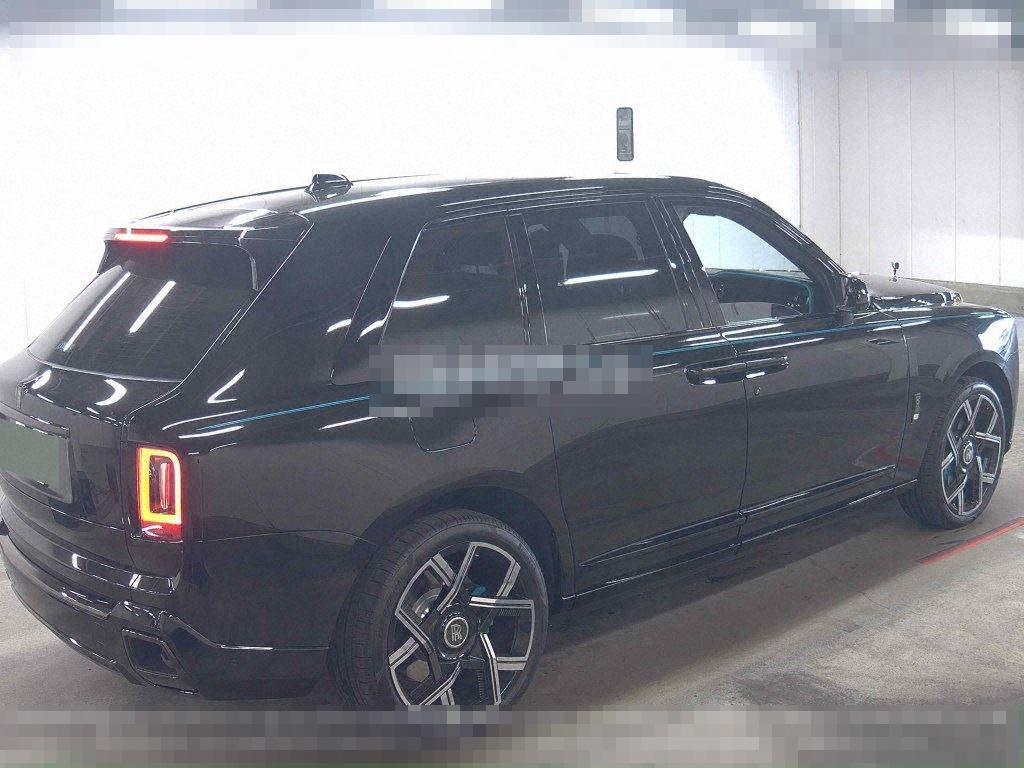 Rolls Royce CULLINAN 2025 - Image 6
