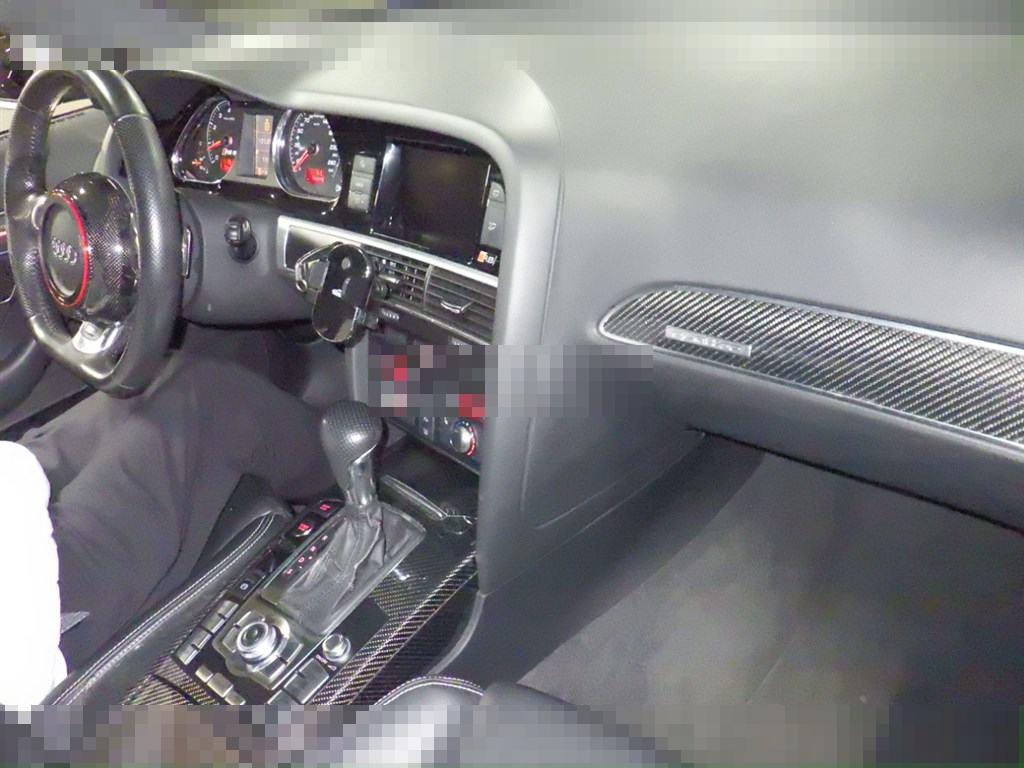 Audi RS6 AVANT 2009 - Image 4