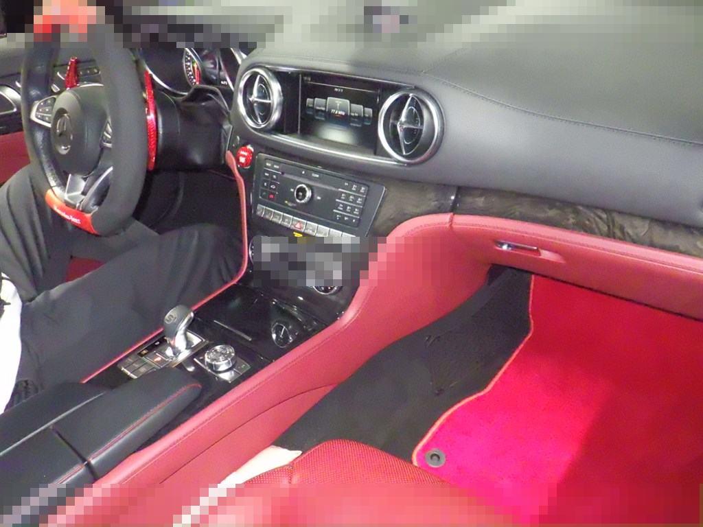 Mercedes-Benz SL OP 2017 - Image 4