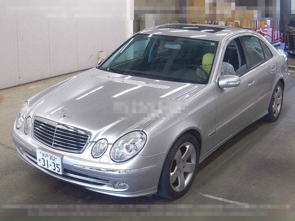 Mercedes-Benz E-Class 2002 - Image 5