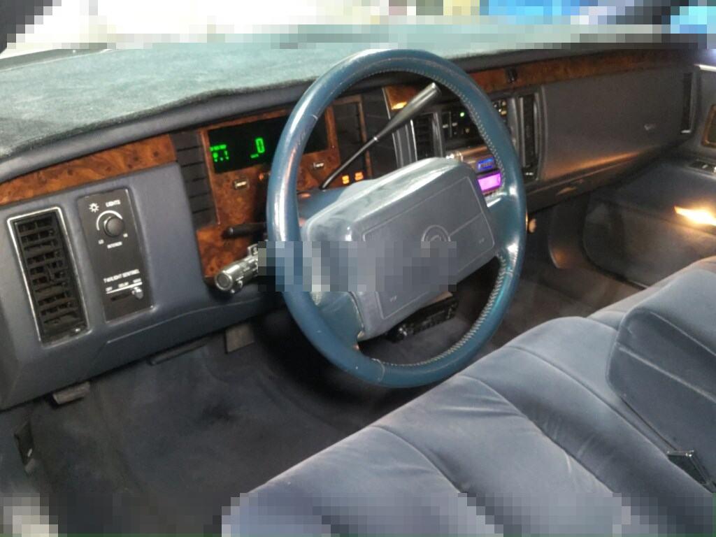 Cadillac FLEETWOOD 1994 - Image 4