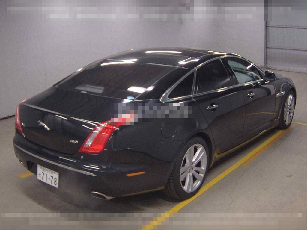 Jaguar XJ 2012 - Image 6