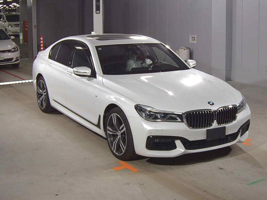 BMW 7 Series 2016 - Image 1
