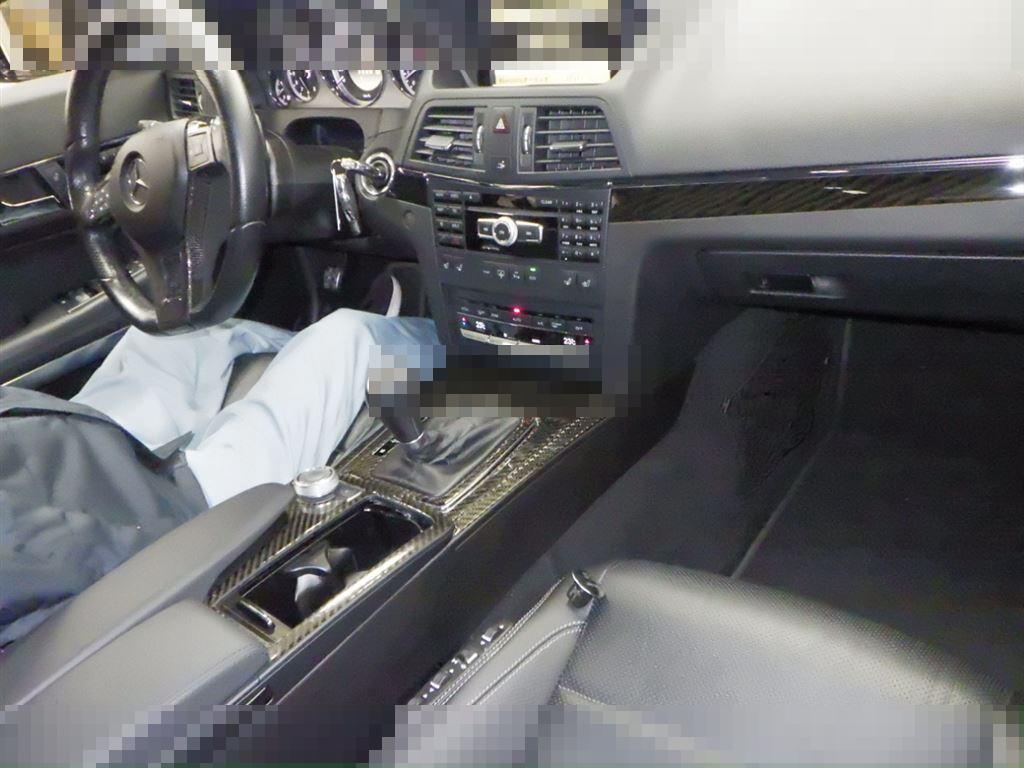 Mercedes-Benz E-Class 2011 - Image 4