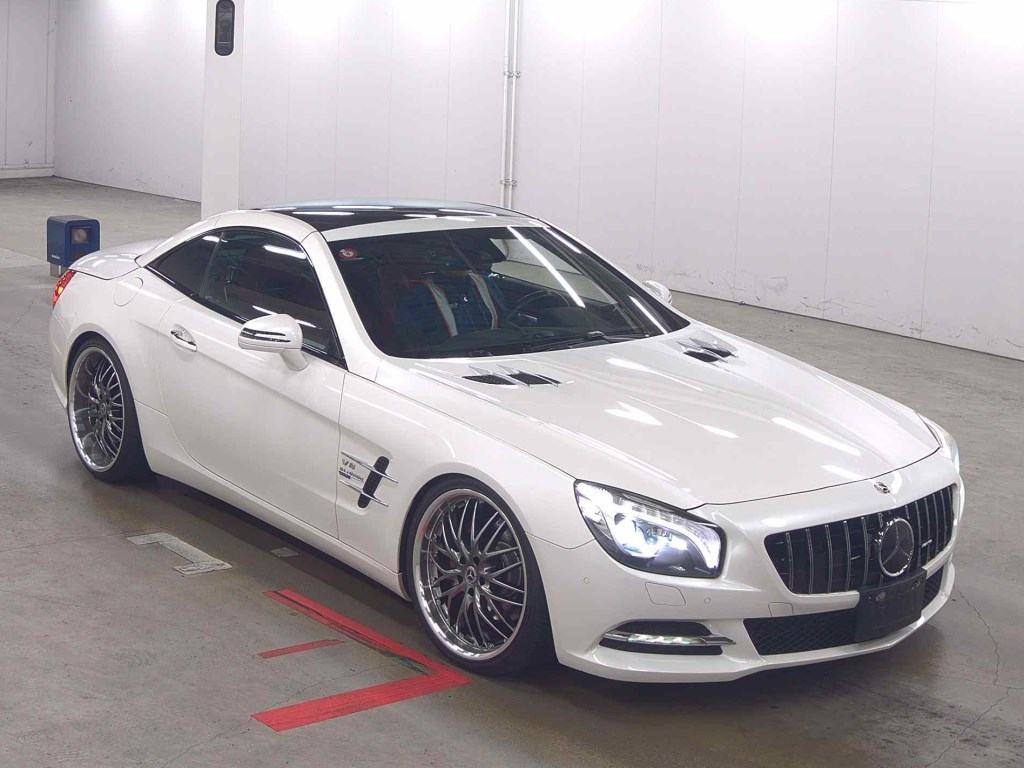 Mercedes-Benz SL OP 2012 - Image 2