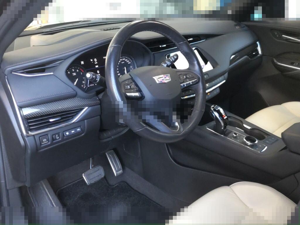 Cadillac XT4 2023 - Image 4