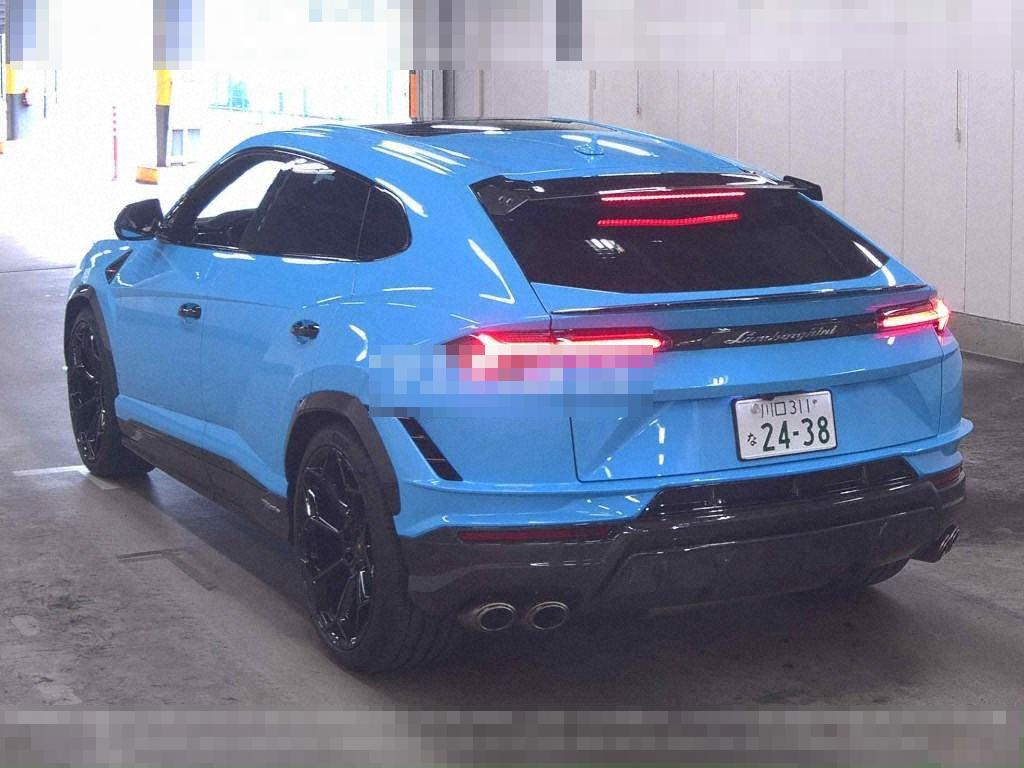 Lamborghini URUS 2023 - Image 3