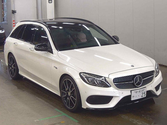 Mercedes-Benz C-Class Station Wagon 2015 - Image 1