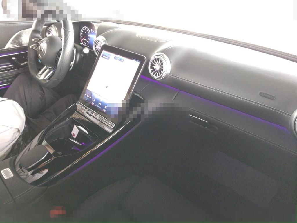 MERCEDES AMG SL 2024 - Image 4