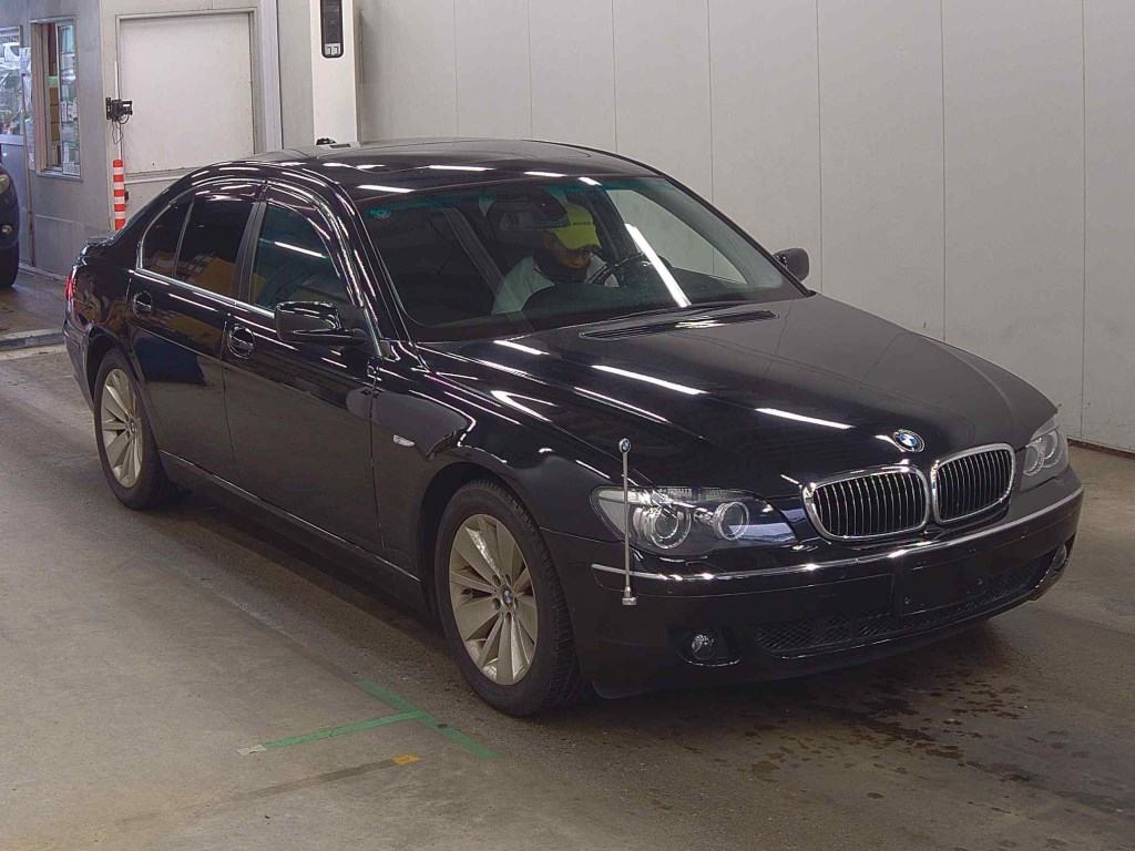 BMW 7 Series 2008 - Image 1