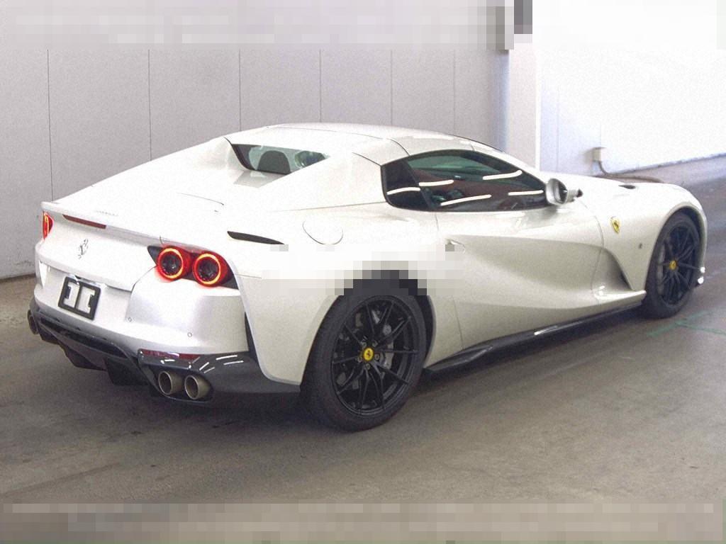 Ferrari 812 GTS 2021 - Image 6