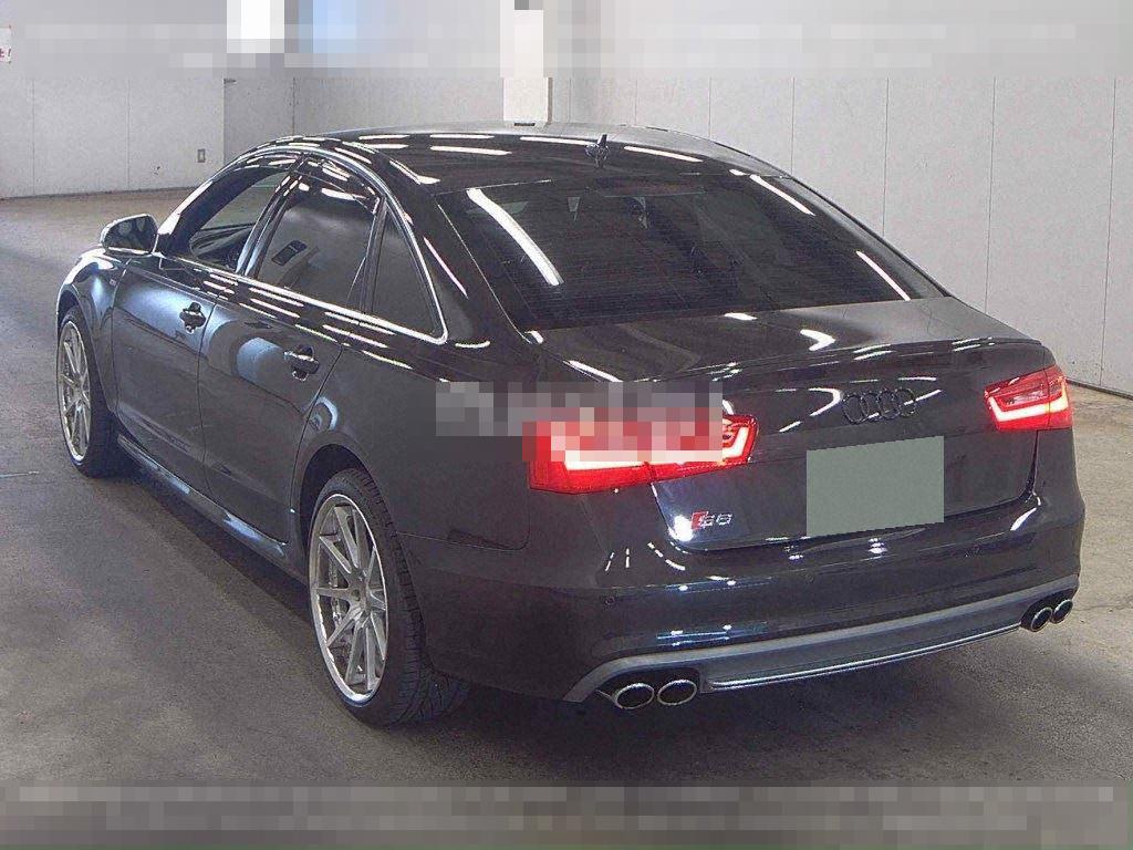 Audi S6 2014 - Image 3
