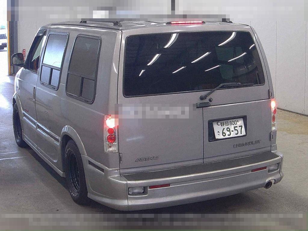 Chevrolet ASTRO 1999 - Image 3