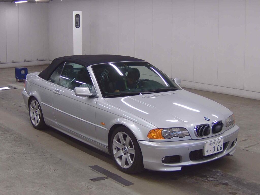 BMW 3 Series 2003 - Image 2