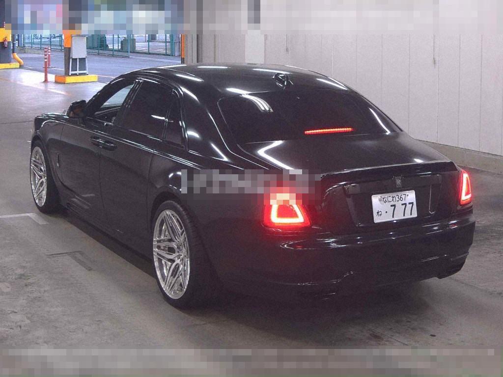 Rolls Royce GHOST 2019 - Image 3