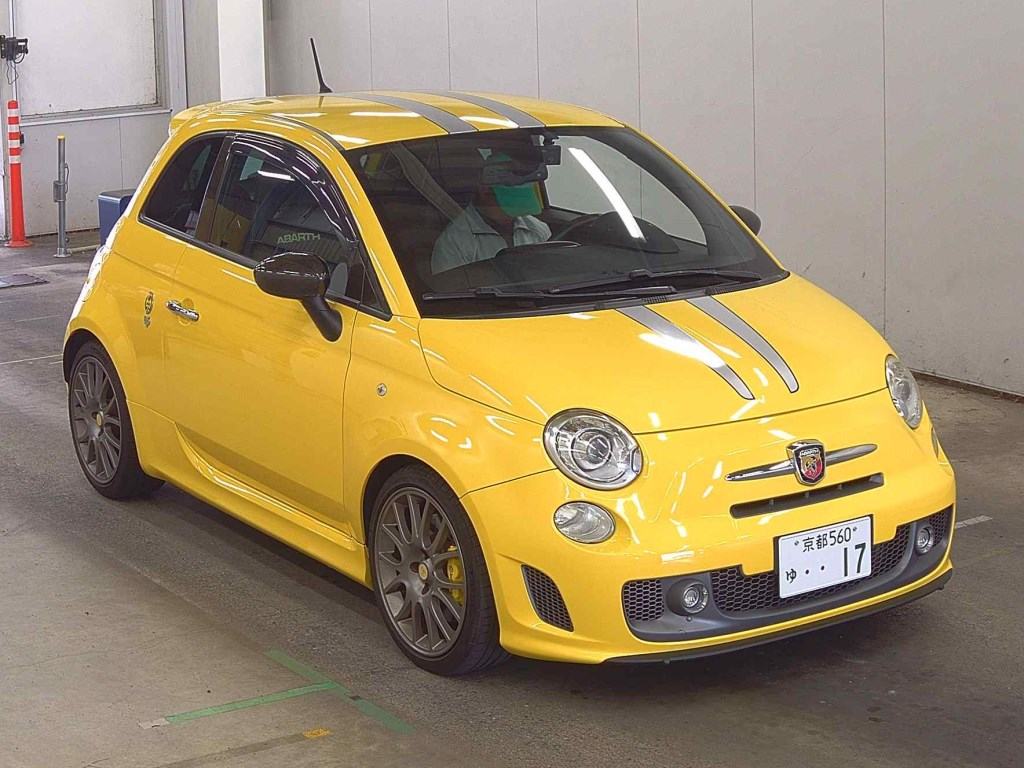 ABARTH 695 TRIBUTO FERRARI 2011 - Image 1