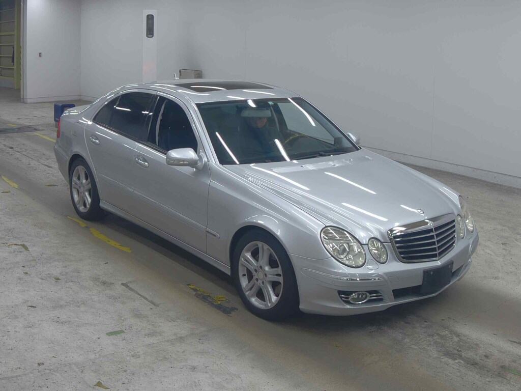 Mercedes-Benz E-Class 2008 - Image 2