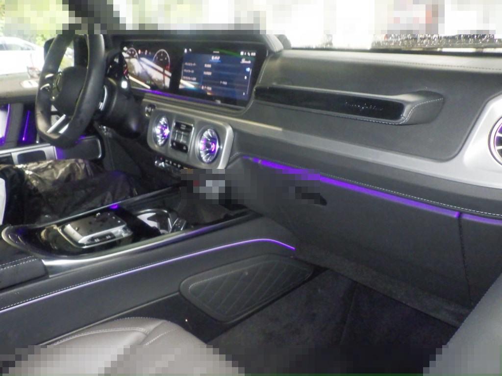 Mercedes-Benz G-Class 2024 - Image 4