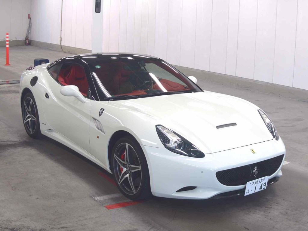 Ferrari CALIFORNIA 30 2013 - Image 2
