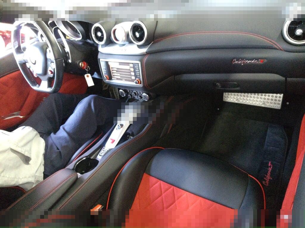 Ferrari CALIFORNIA T 2015 - Image 4