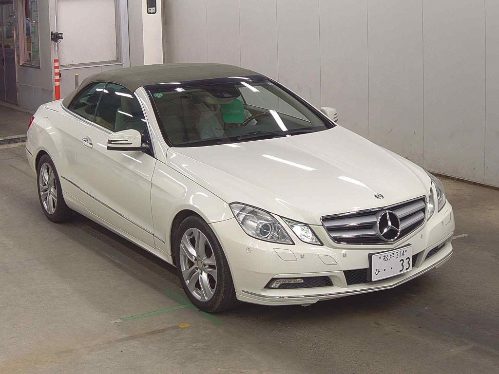 Mercedes-Benz E-Class 2010 - Image 1