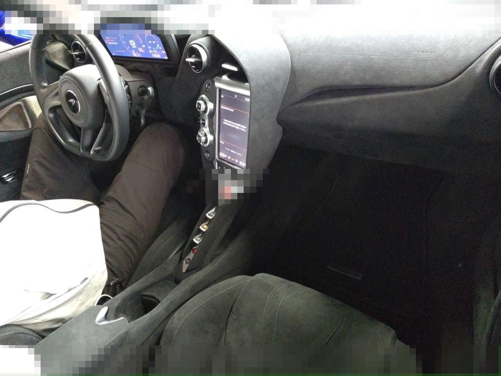 MCLAREN 720S 2019 - Image 4