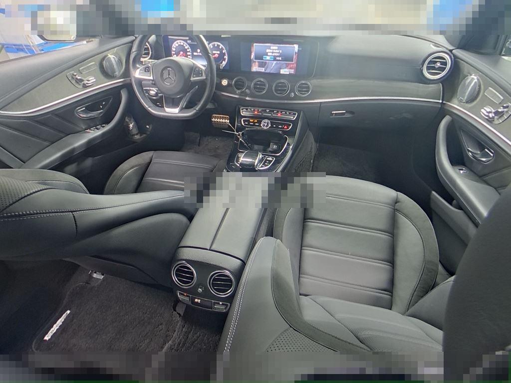 MERCEDES AMG E-CLASS 2016 - Image 4