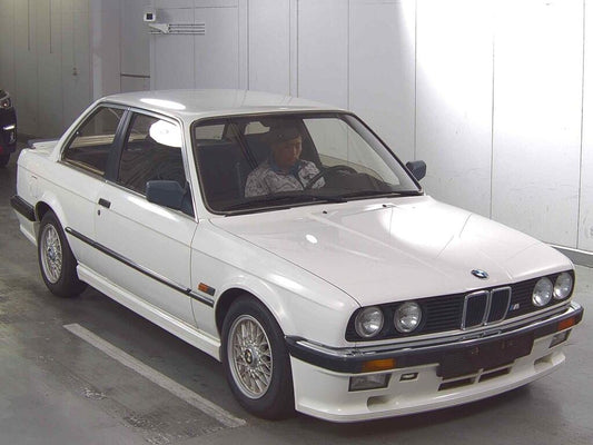 BMW 3 Series 1987 - Image 1