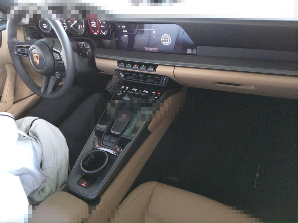 Porsche 911 CP 2024 - Image 4