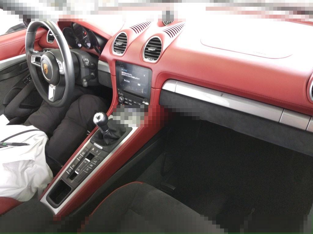 Porsche 718 SPYDER 2021 - Image 4