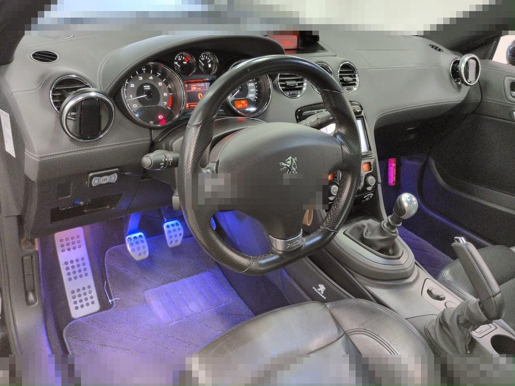 Peugeot RCZ 2011 - Image 4