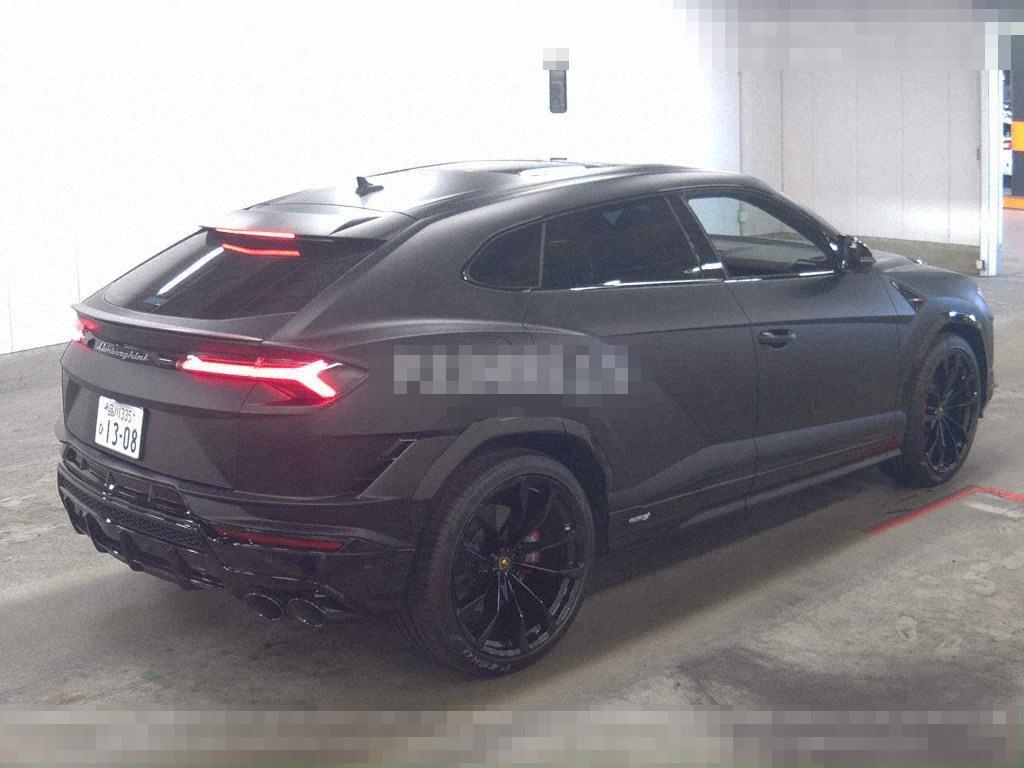 Lamborghini URUS 2025 - Image 6