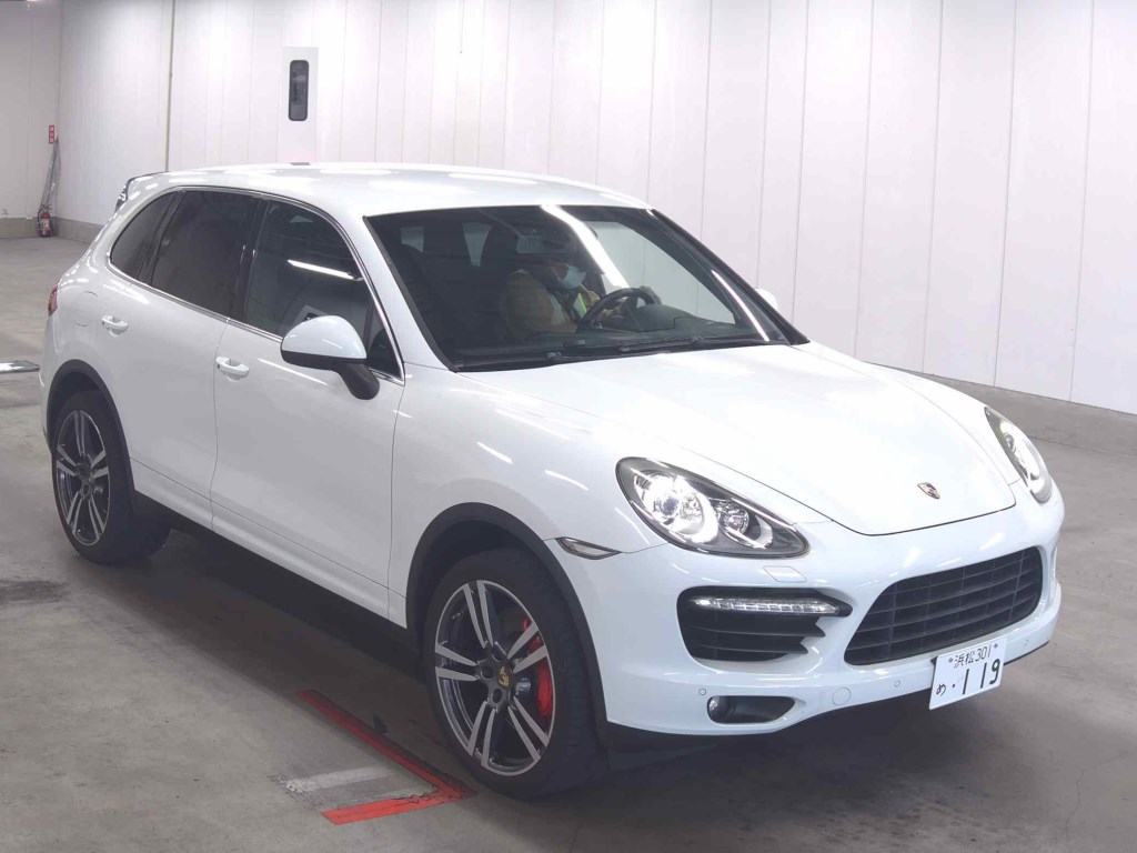 Porsche CAYENNE 2012 - Image 1