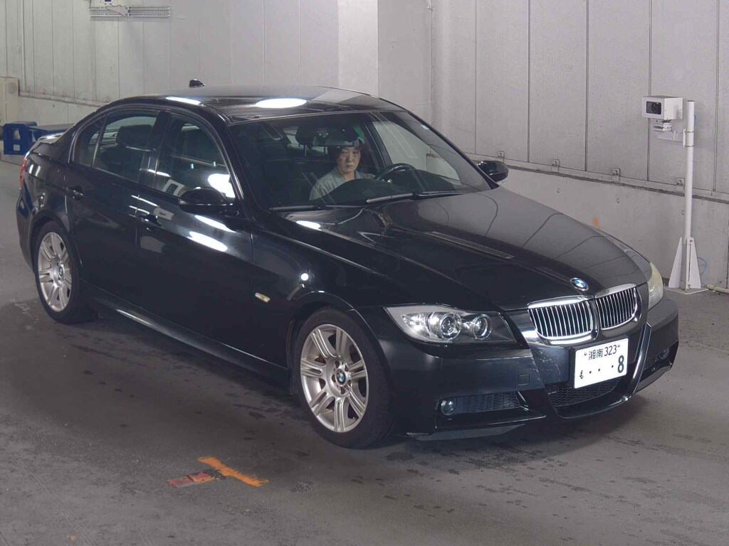 BMW 3 Series 2008 - Image 1