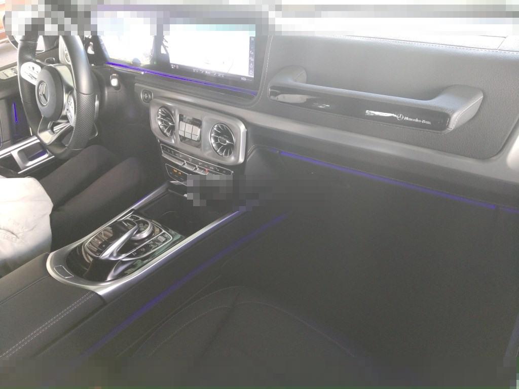 Mercedes-Benz G-Class 2023 - Image 4