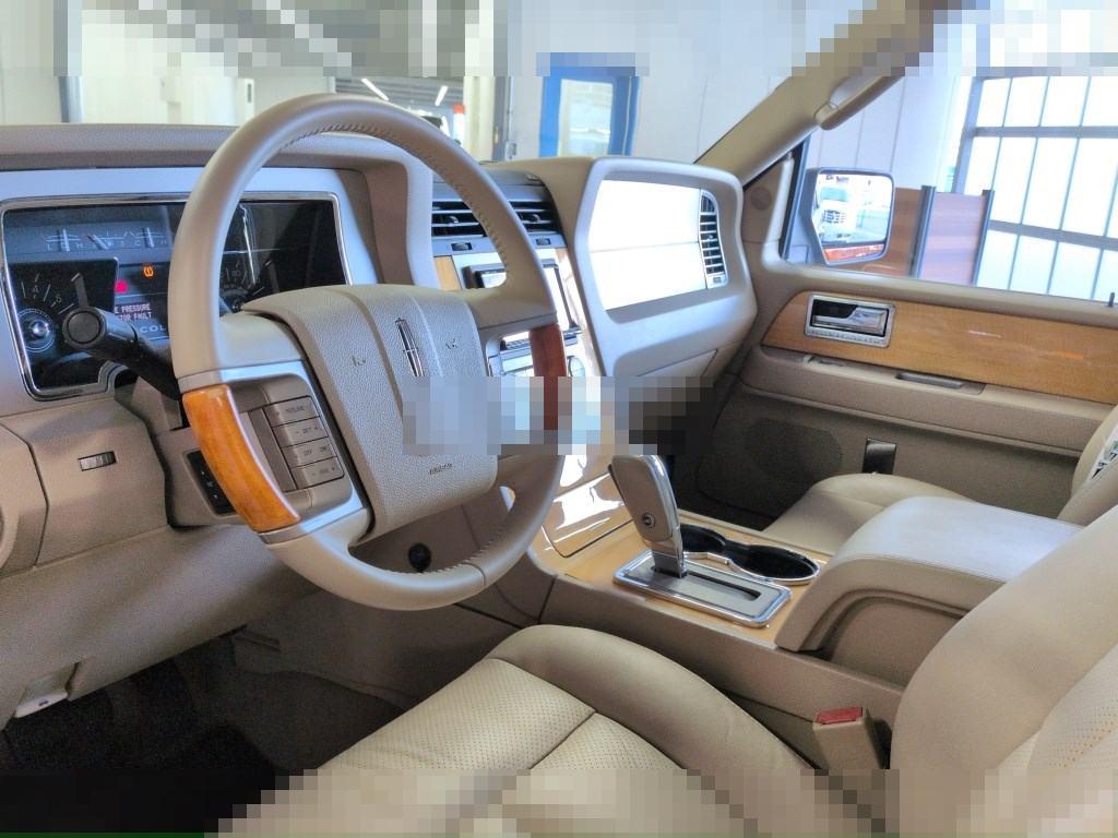 Lincoln NAVIGATOR 2008 - Image 4