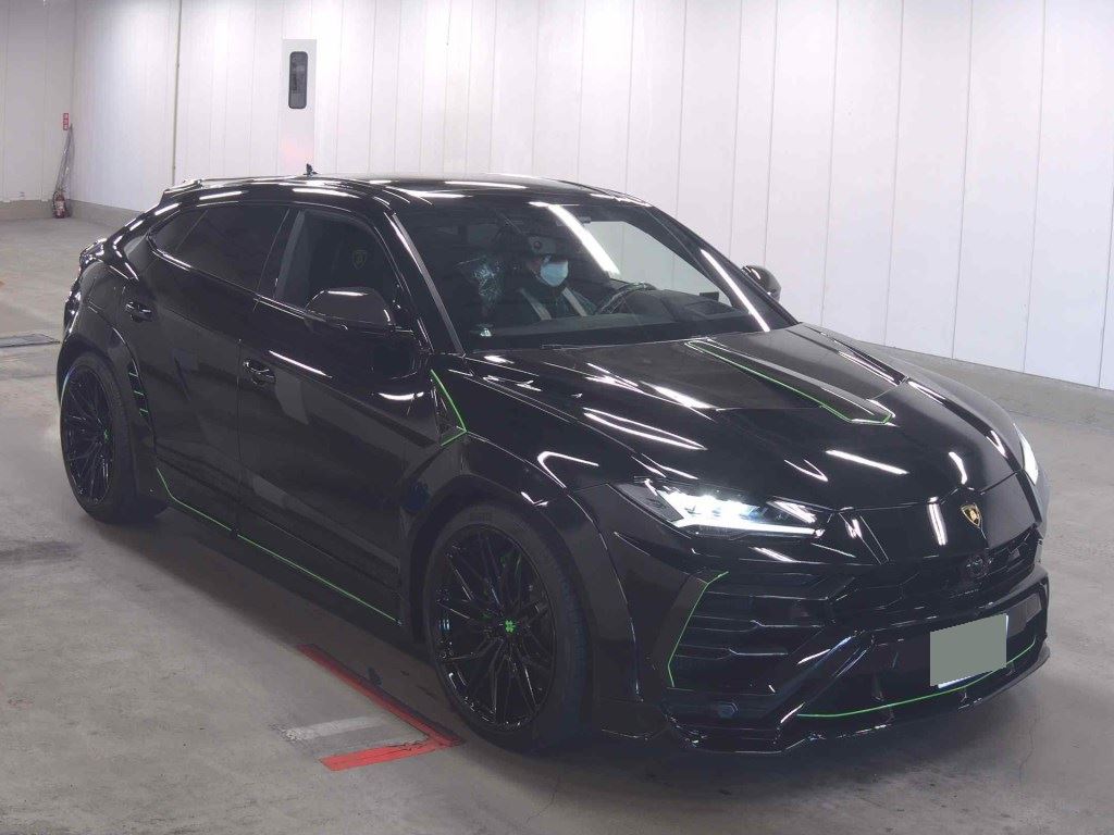 Lamborghini URUS 2021 - Image 2