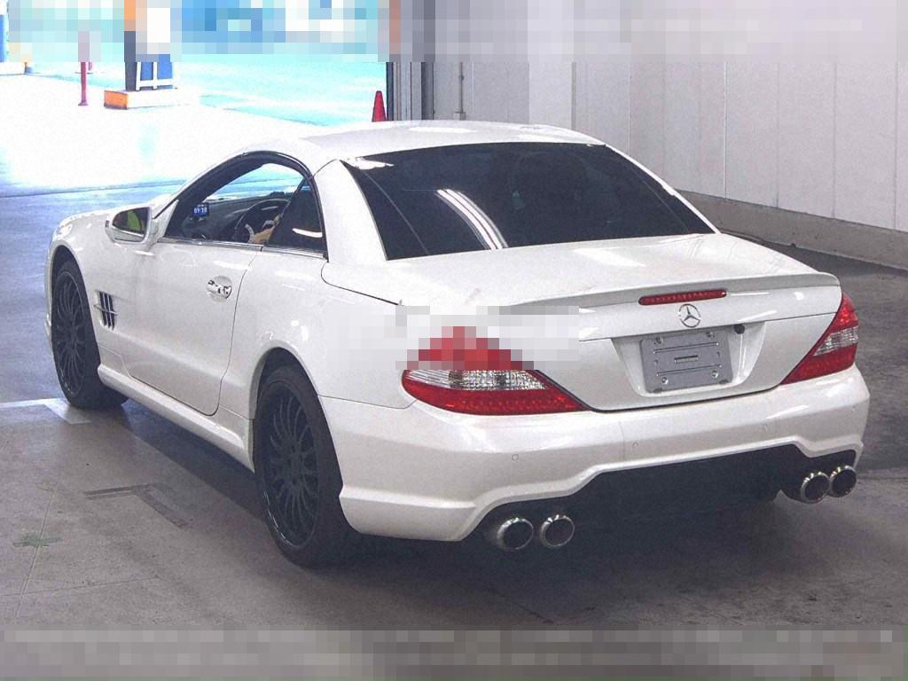 Mercedes-Benz SL OP 2011 - Image 3
