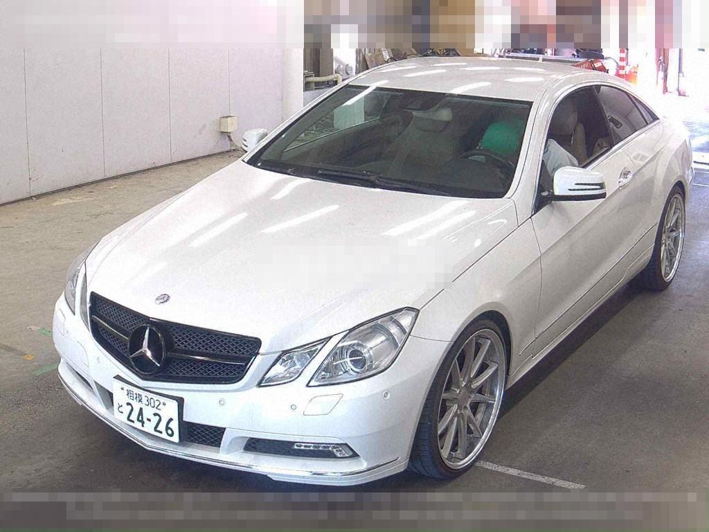 Mercedes-Benz E-Class 2010 - Image 5