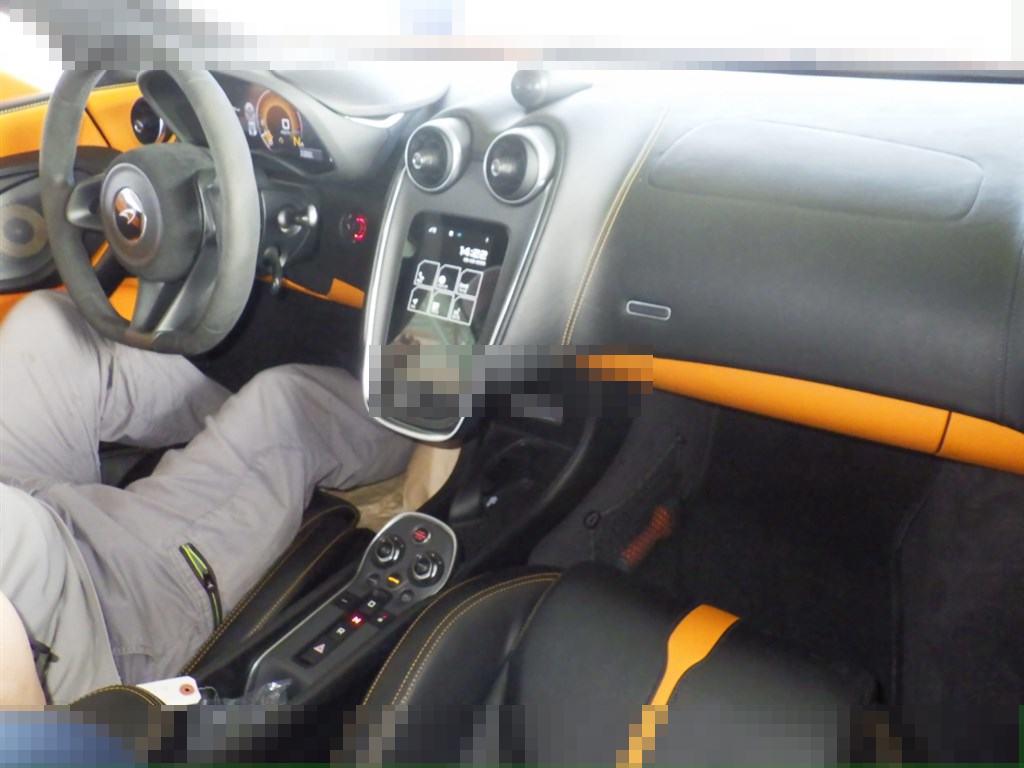 MCLAREN 540C 2017 - Image 4