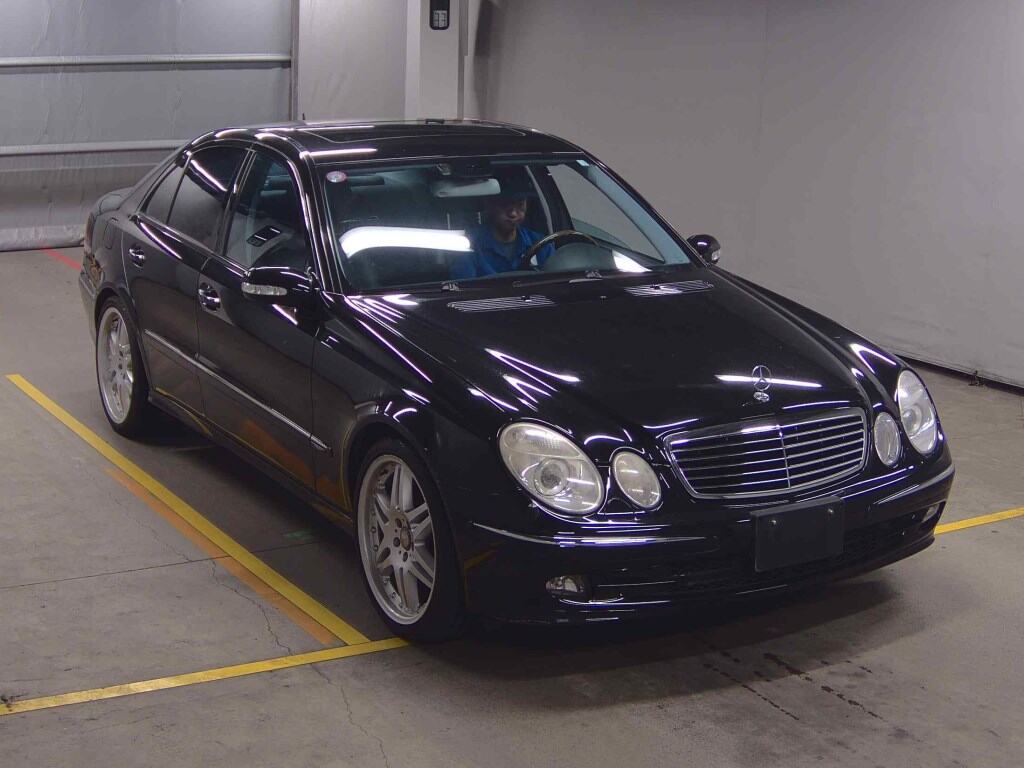 Mercedes-Benz E-Class 2006 - Image 1