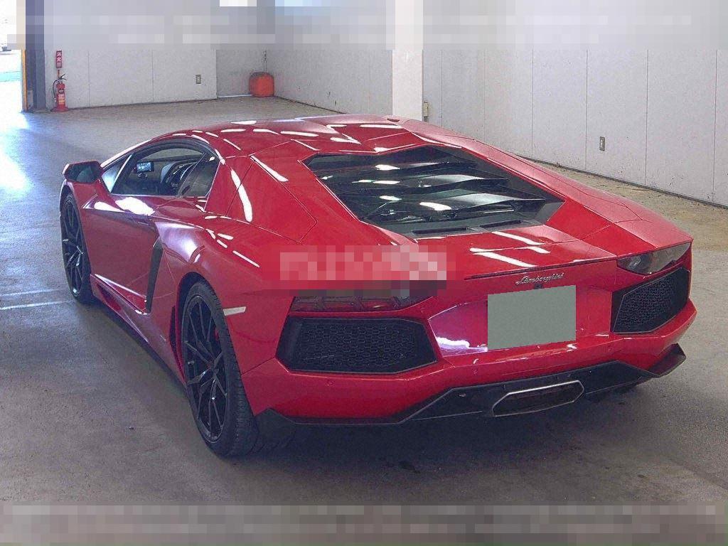 Lamborghini AVENTADOR CP 2017 - Image 3
