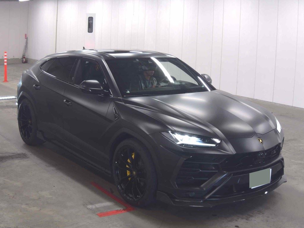 Lamborghini URUS 2019 - Image 2